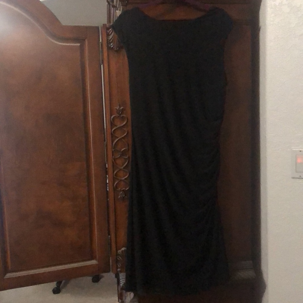 Dress - Picture 2 of 6